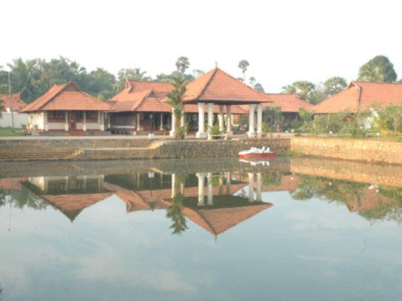 Isola Di Cocco Ayurvedic Beach Resort Poovar Bagian luar foto