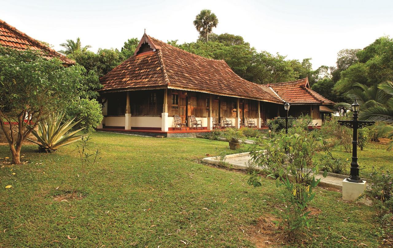 Isola Di Cocco Ayurvedic Beach Resort Poovar Bagian luar foto